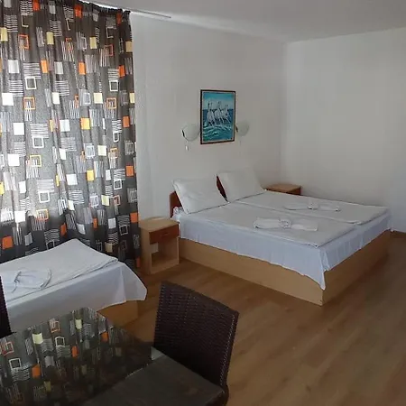 Casa de hóspedes милев Kiten (Burgas)