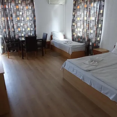 Casa de hóspedes милев
