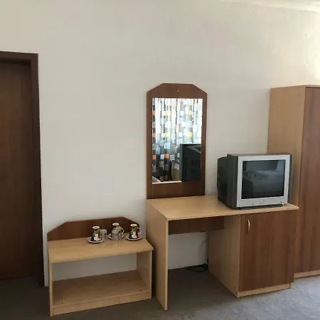 Guest house милев 3*