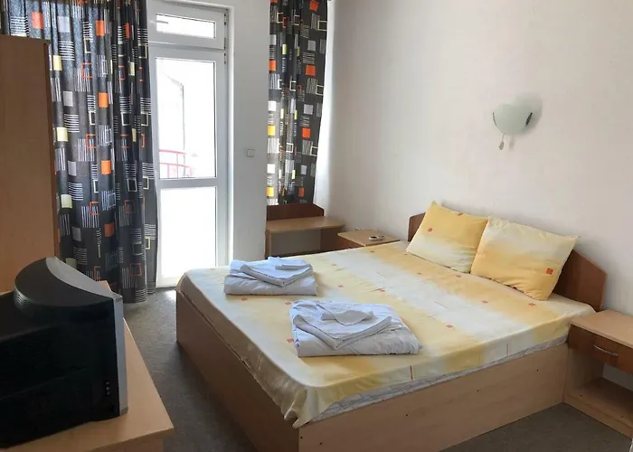 Guest house милев 3*